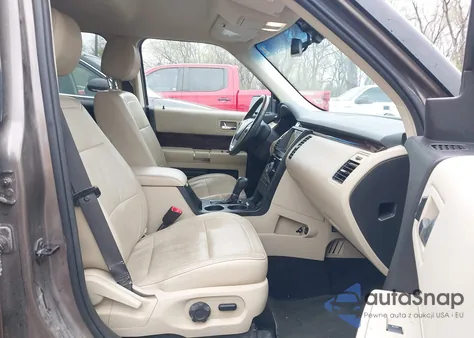 2019 Ford Flex Limited from USA, damaged, VIN 2FMGK5D8XKBA35695